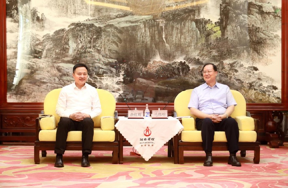 余紅輝拜會湖南省委副書記、省長毛偉明