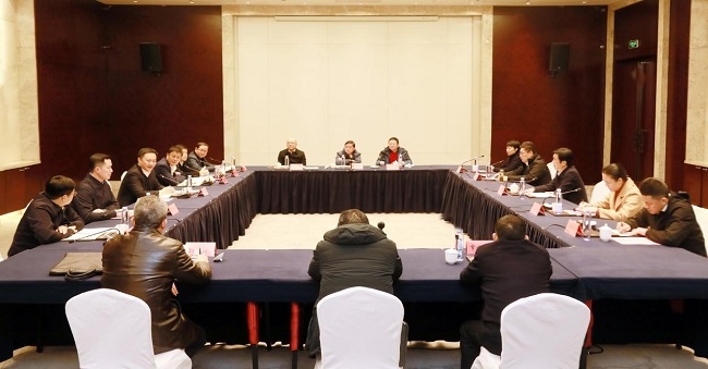 余紅輝與上饒市委副書記、市長邱向軍會談