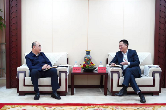 余紅輝會(huì)見黑龍江省大慶市委副書記、市長李巖松