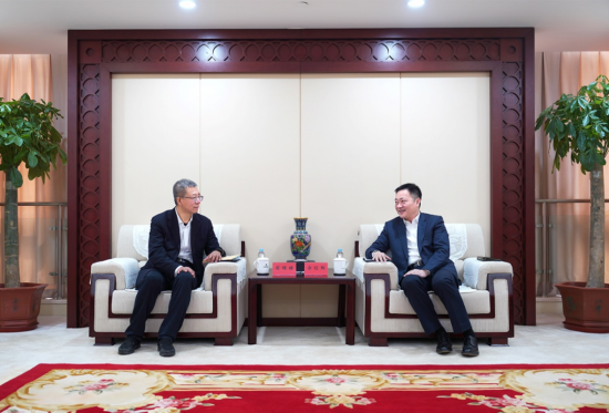 余紅輝會(huì)見國家開發(fā)銀行行業(yè)四部總經(jīng)理崔曉峰一行