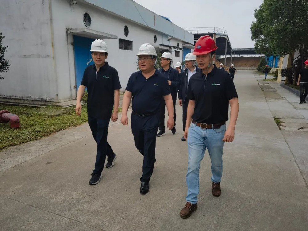 河北省廣平縣委副書記、縣長張建濤一行到訪永安林業(yè)